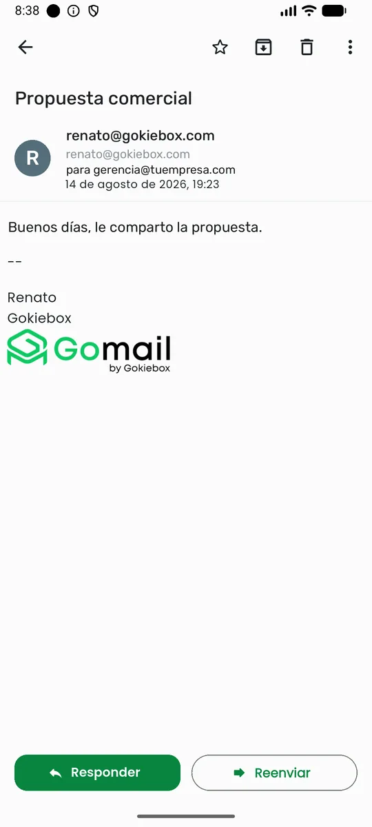 App GoMail: correo abierto con la firma corporativa y su logo