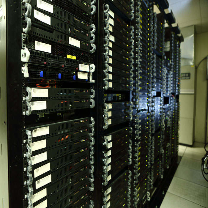 Servidores en racks del centro de datos TEB2